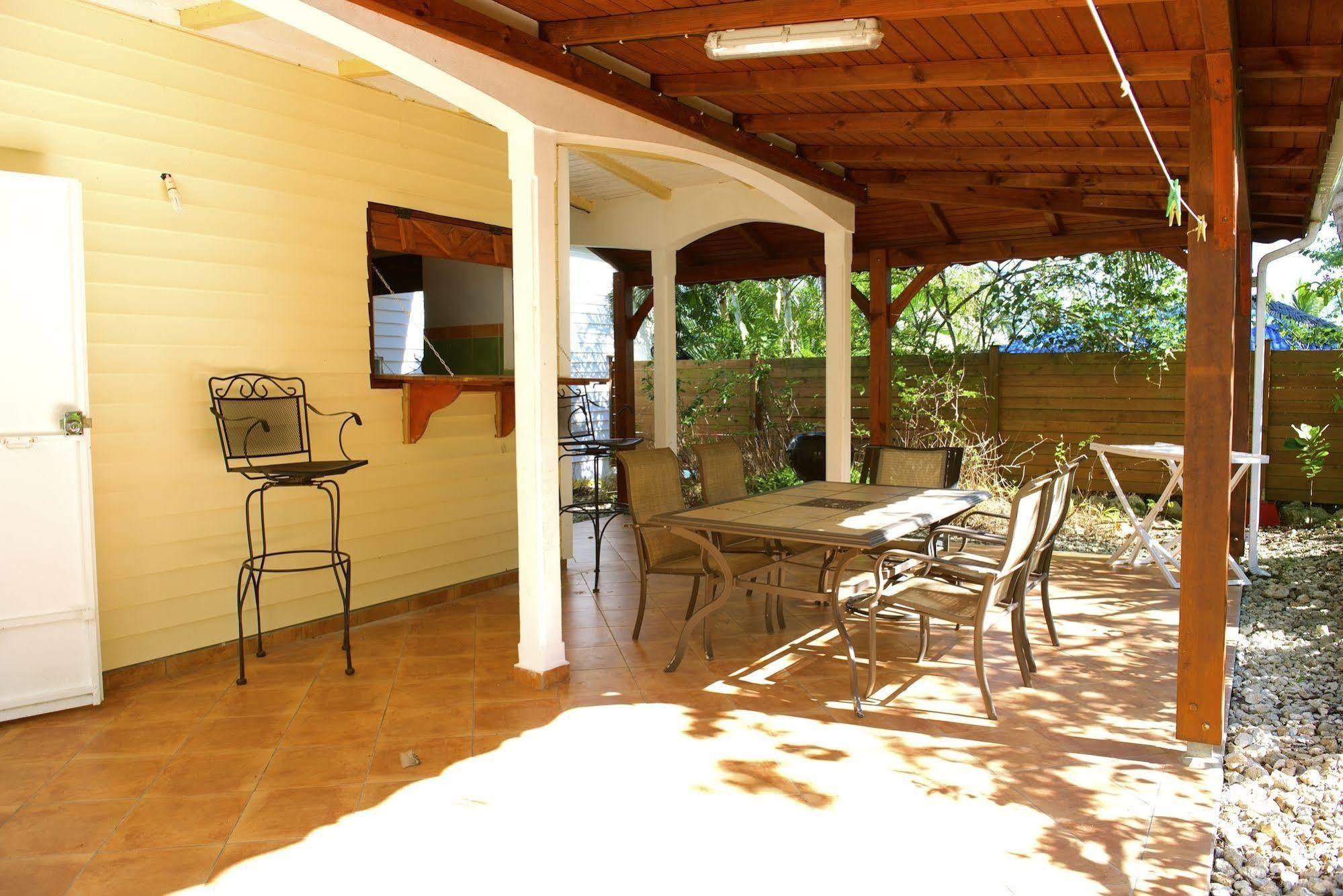 Nid Kreyol * Sainte-Anne (Grande-Terre)
