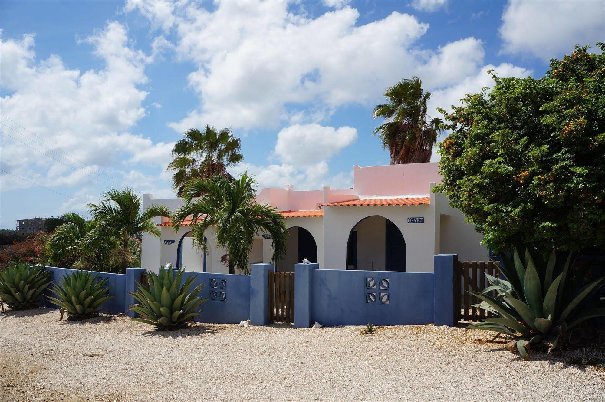 Caribbean Chillout Aparthotel 3*