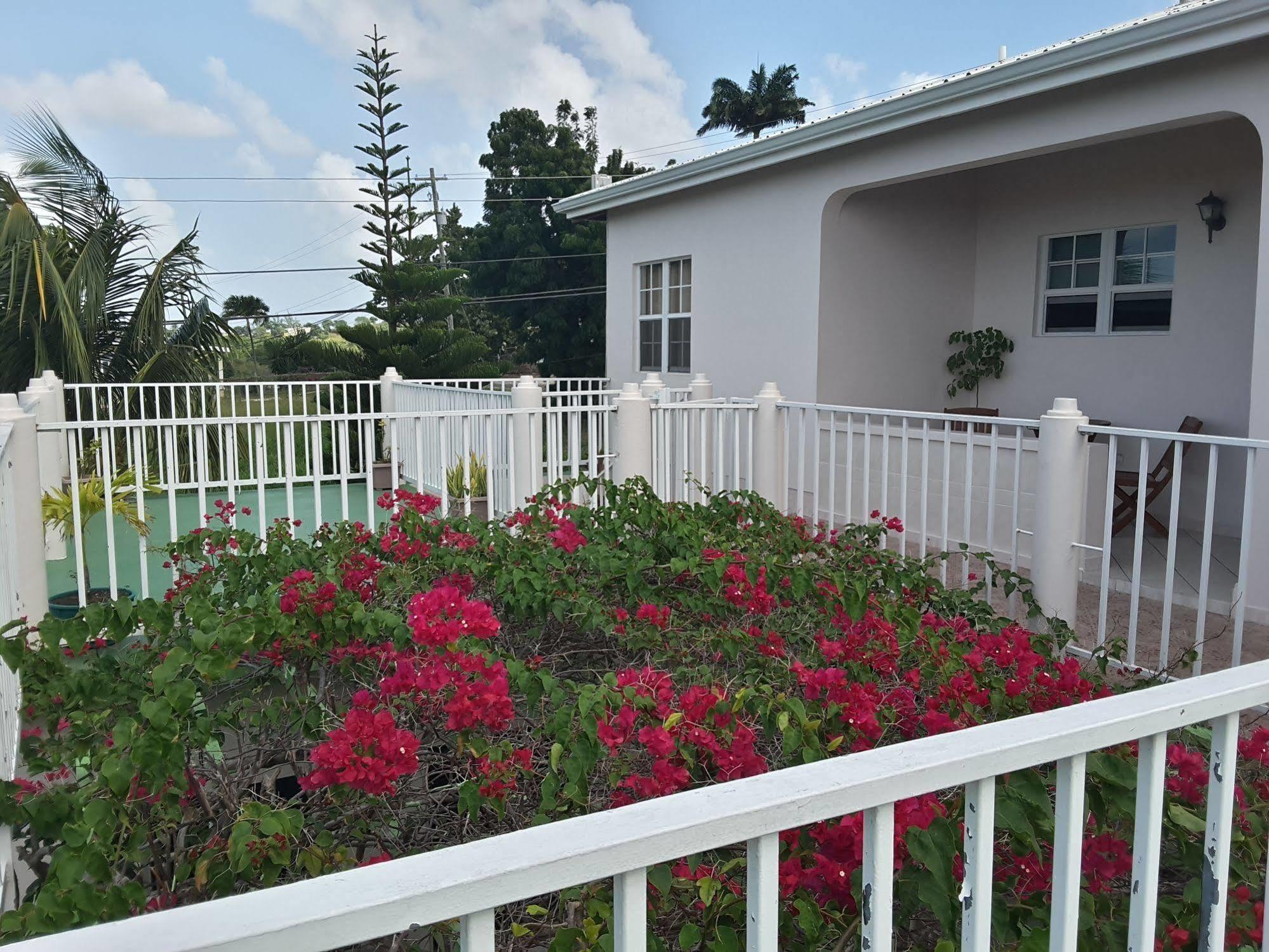 Caribbean And Aparthotel 3*