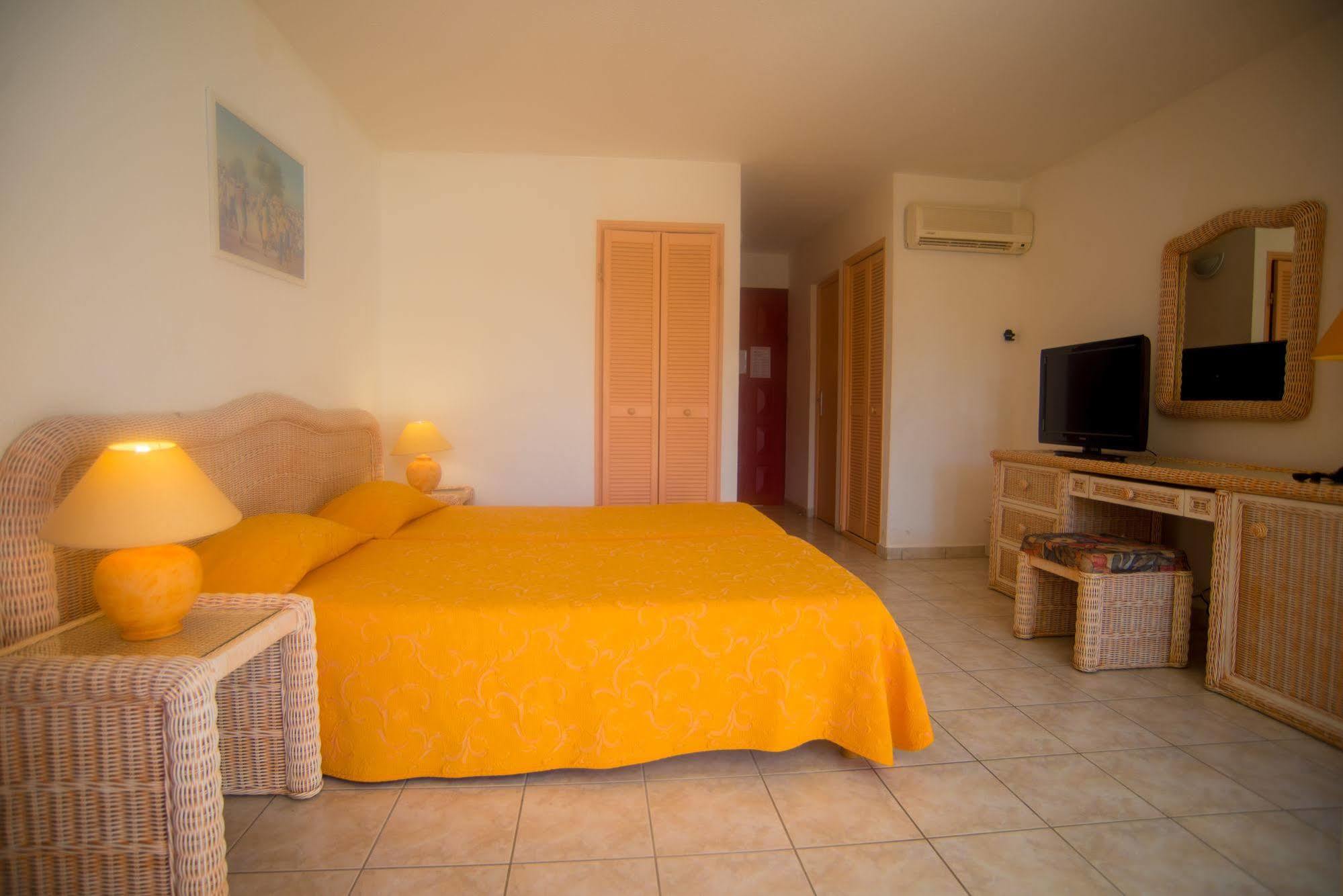 Hotel-residence Golf Village 3*
