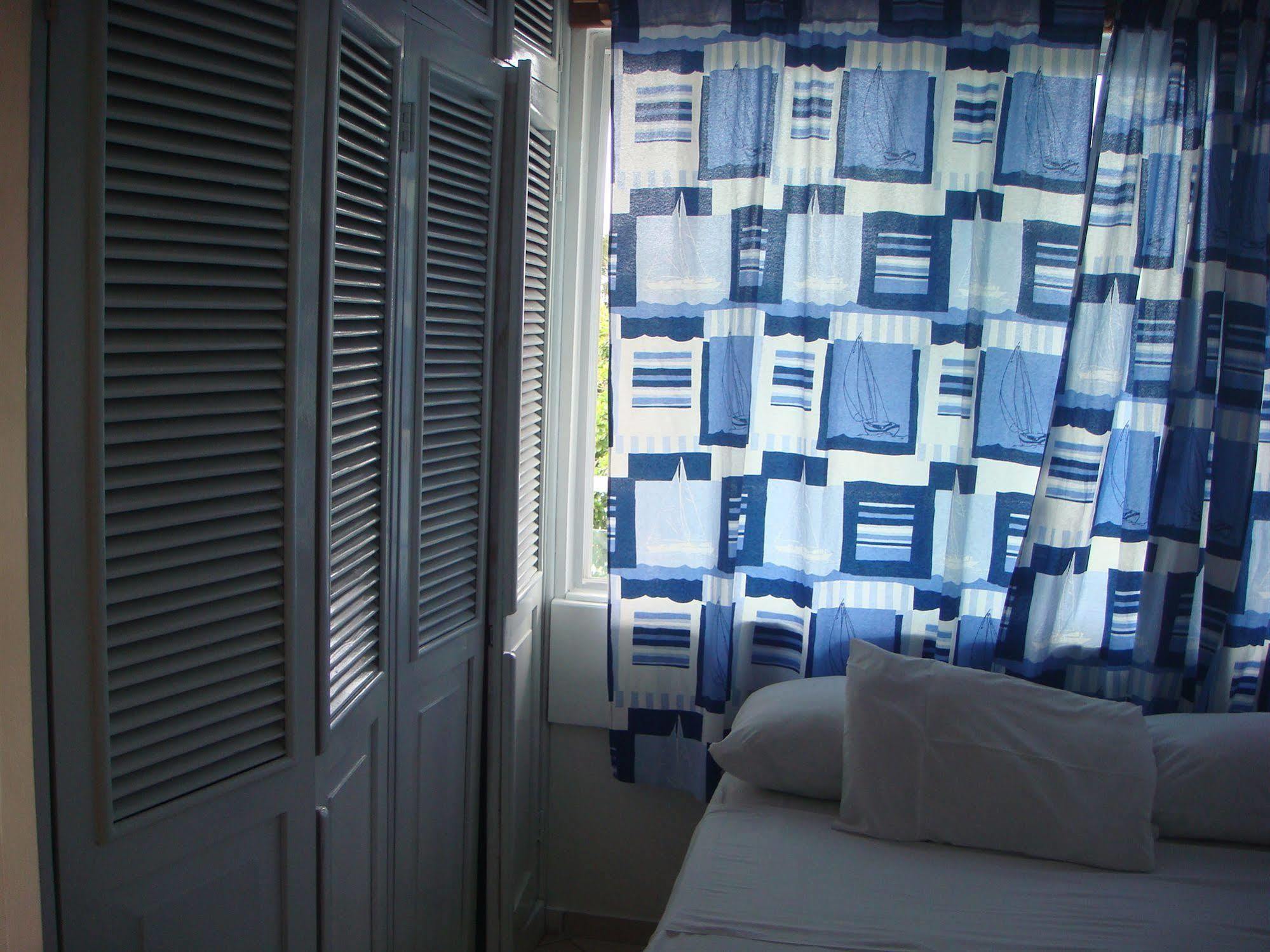 Hotel Neptuno Refugio