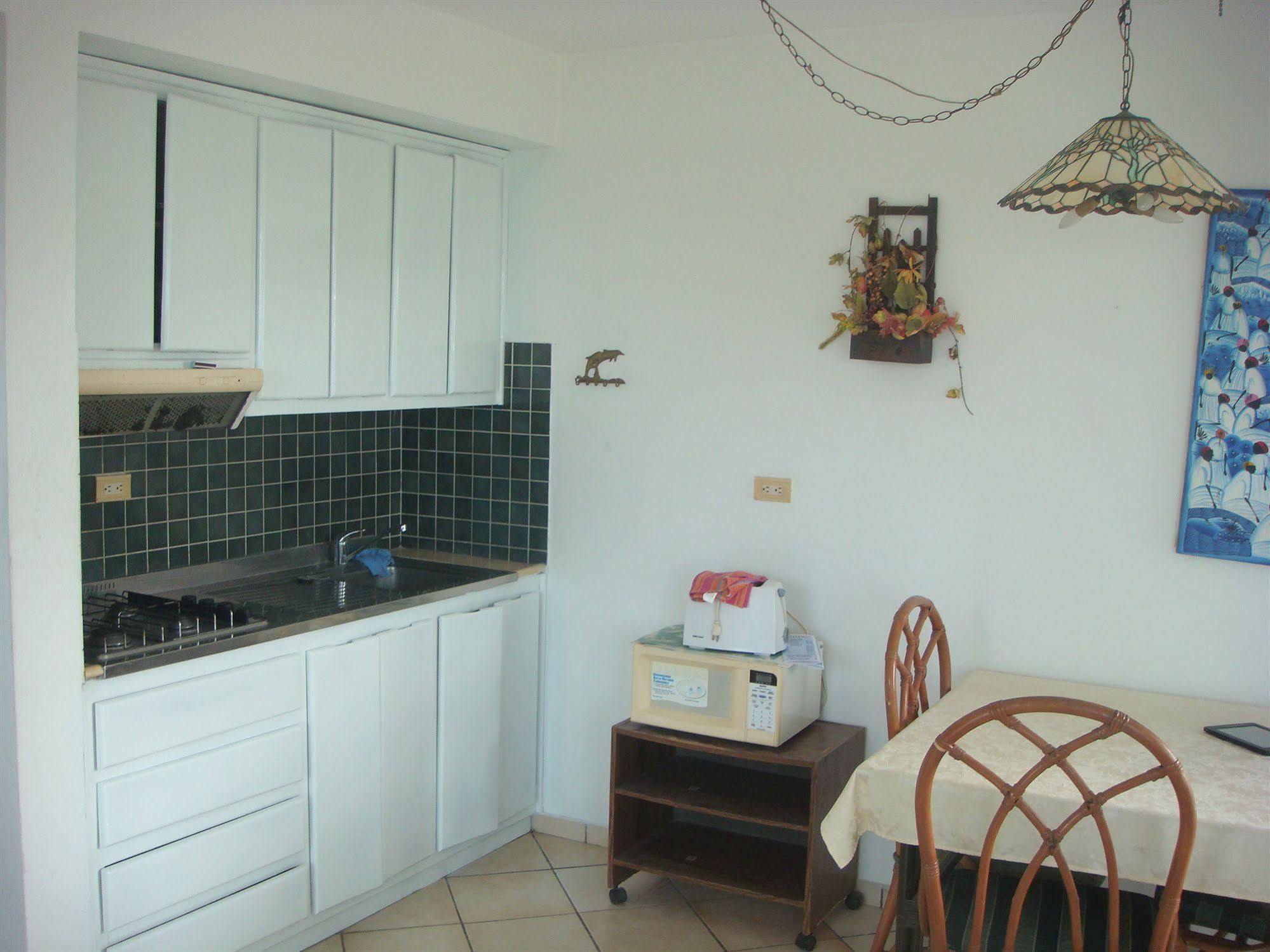 Hotel Neptuno Refugio 3*