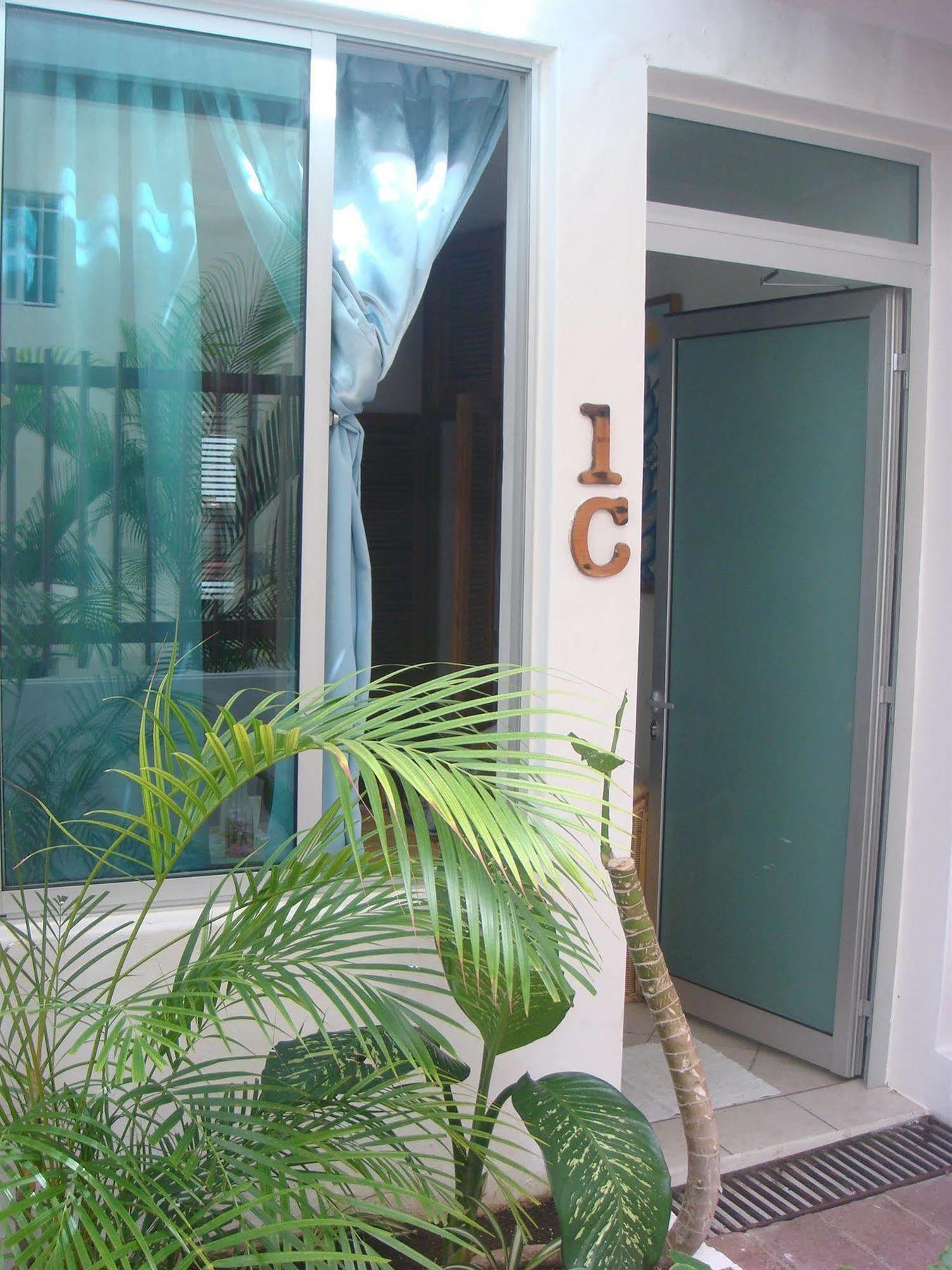 Hotel Neptuno Refugio Boca Chica
