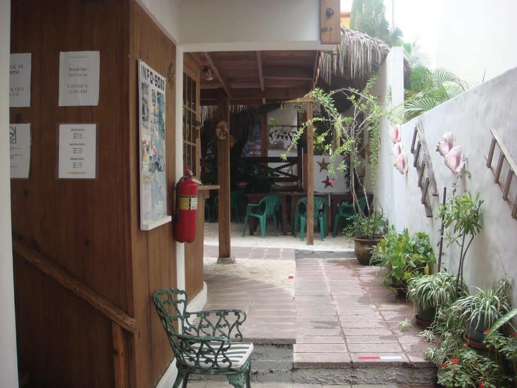 Hotel Neptuno Refugio Boca Chica