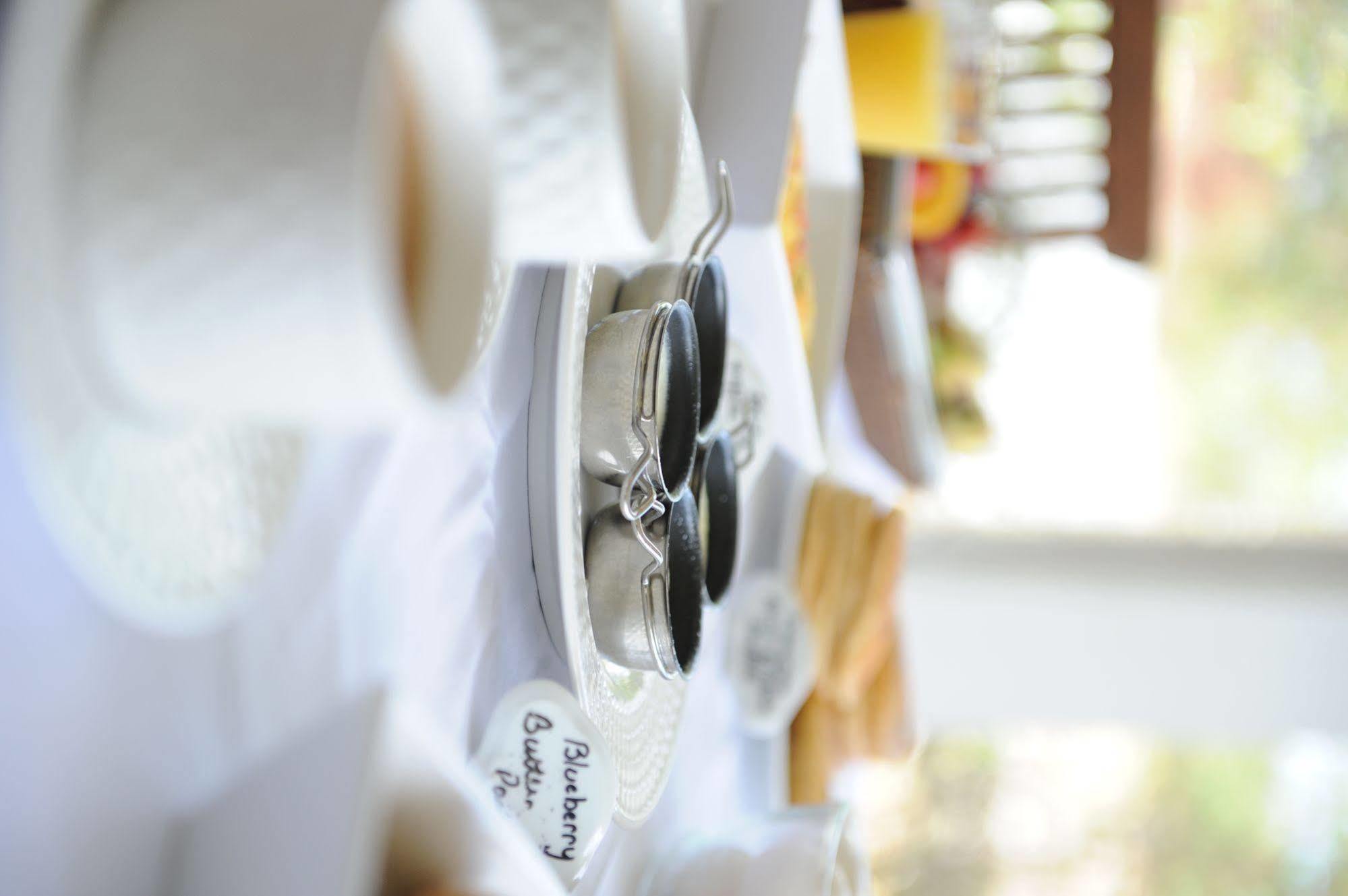 Shangri-La Boutique Bed & Breakfast Bed & Breakfast