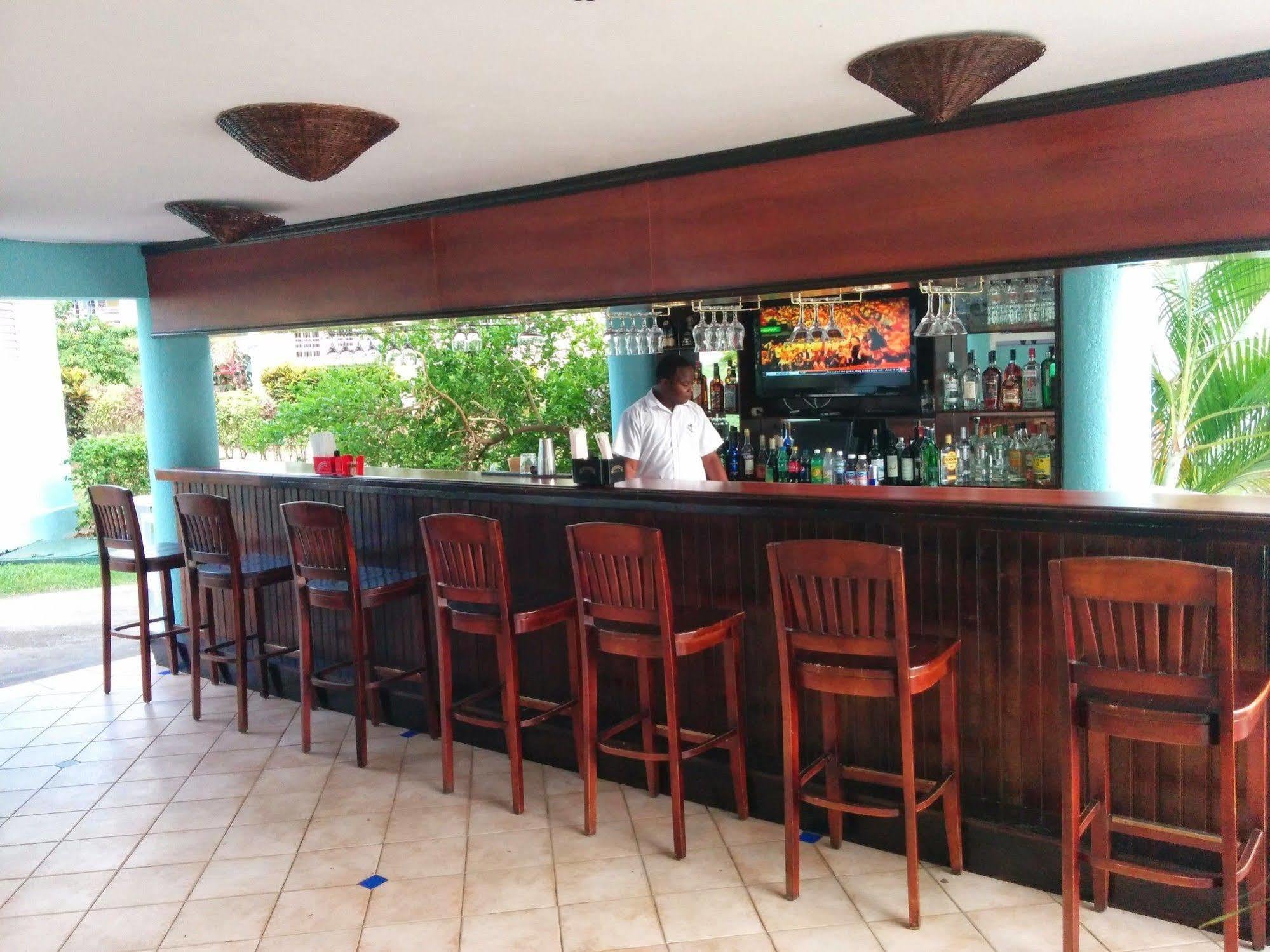 Aparthotel At The Ridge 3*
