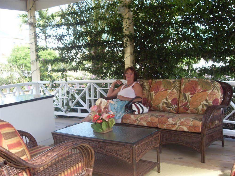 Nelson Spring Beach Hotel Saint Thomas Lowland