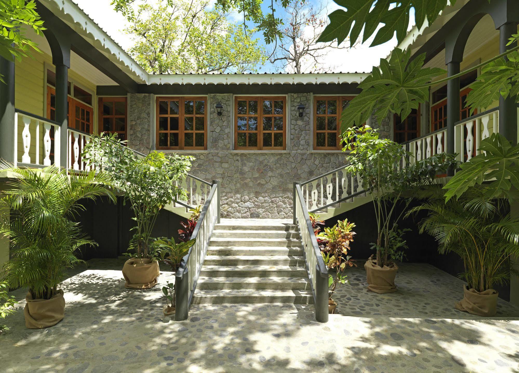 Bay Resort Rosalie