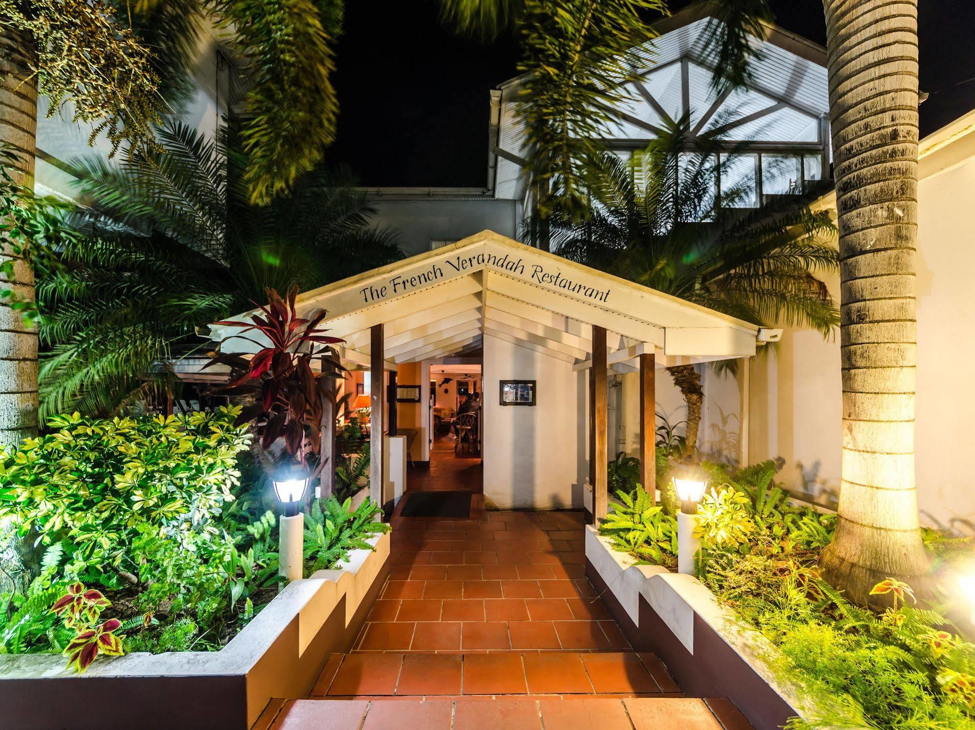 Mariners Hotel Calliaqua