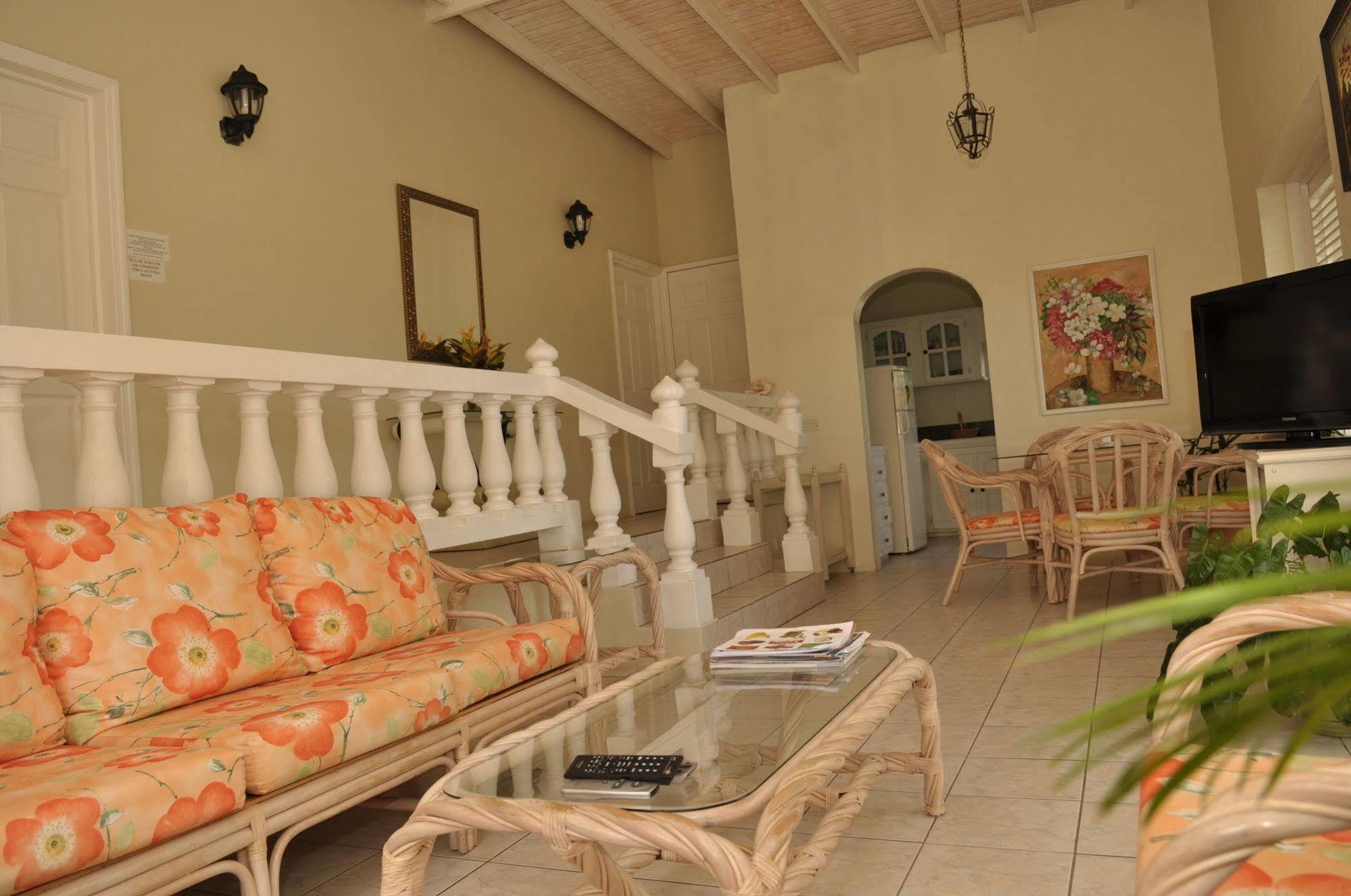 Castles In Paradise Resort 3*