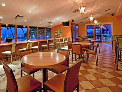& El Tropical Casino By Ihg Resort Ponce