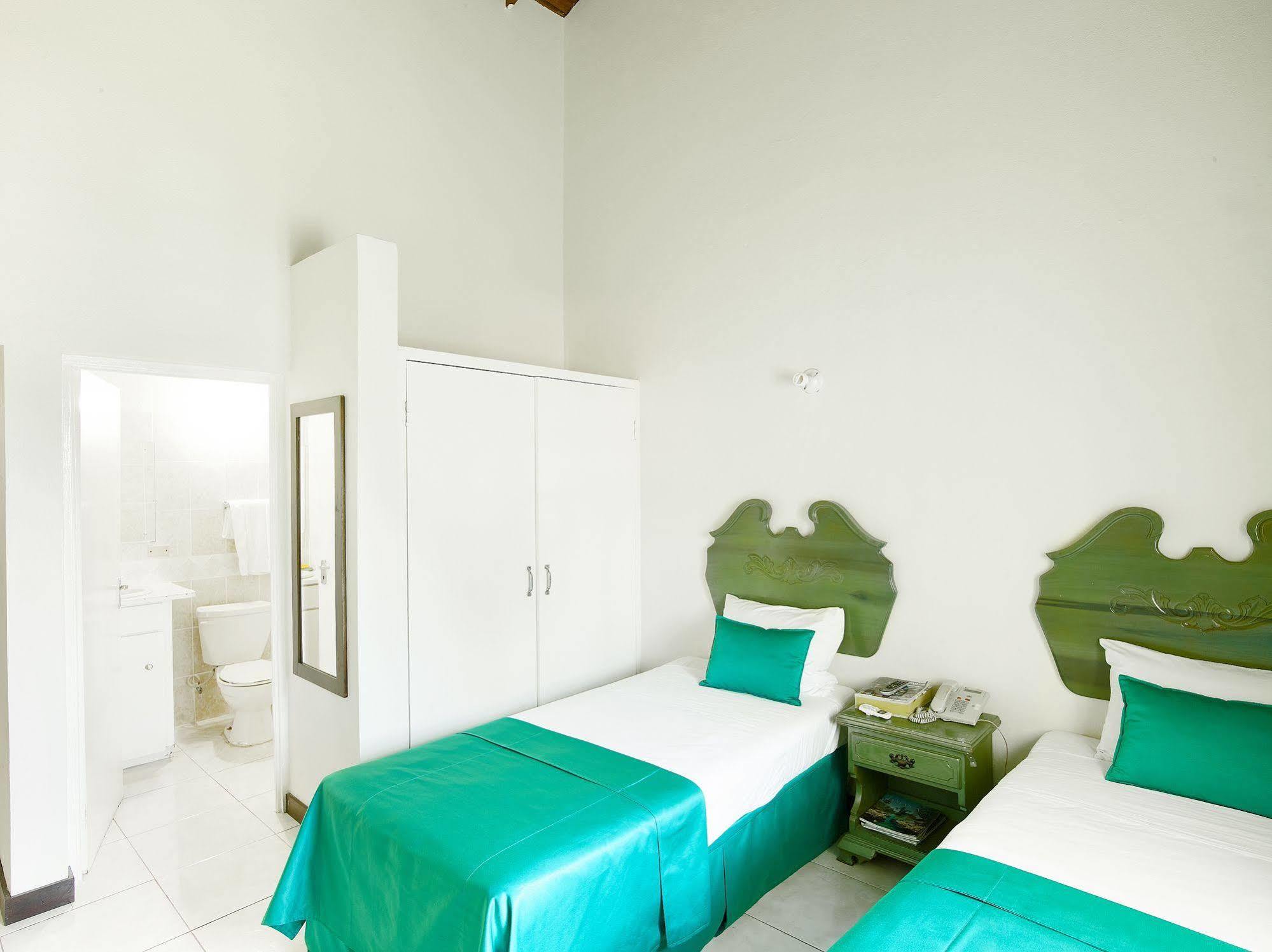 Hotel Shirley Retreat