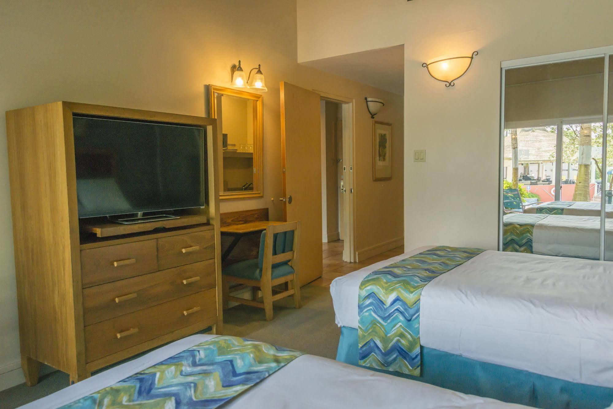Hotel Aquarius Vacation Club At Del Mar Dorado