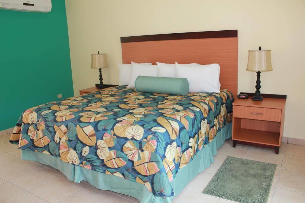 Palmas De Lucia Hotel Yabucoa