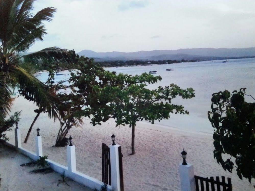 La Tortuga Hotel