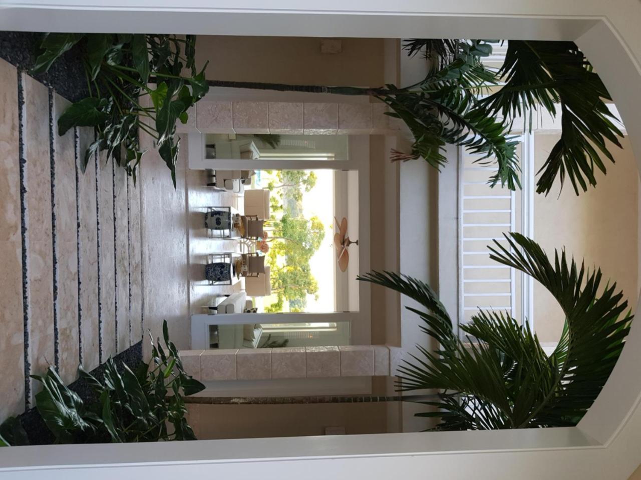 Villa, Hacienda B-23, & Club *