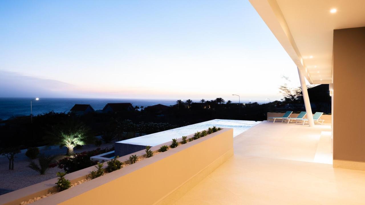 Villacasabella Ocean View-private Pool-up To 12 Guests Villa Willibrordus