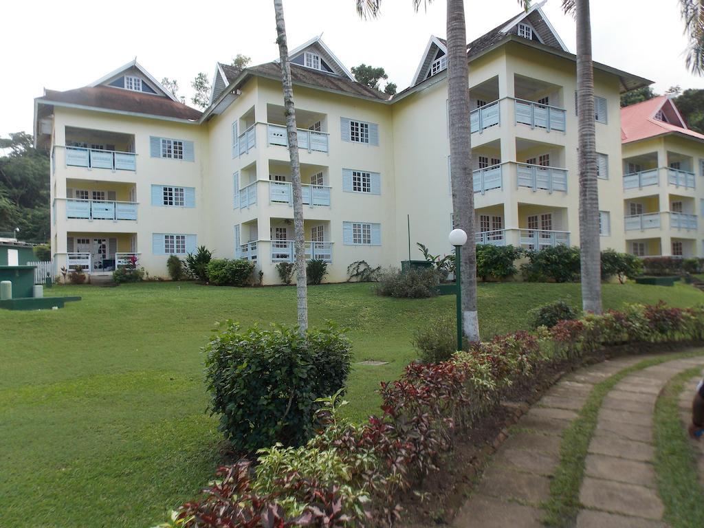 Aparthotel At The Ridge 3*