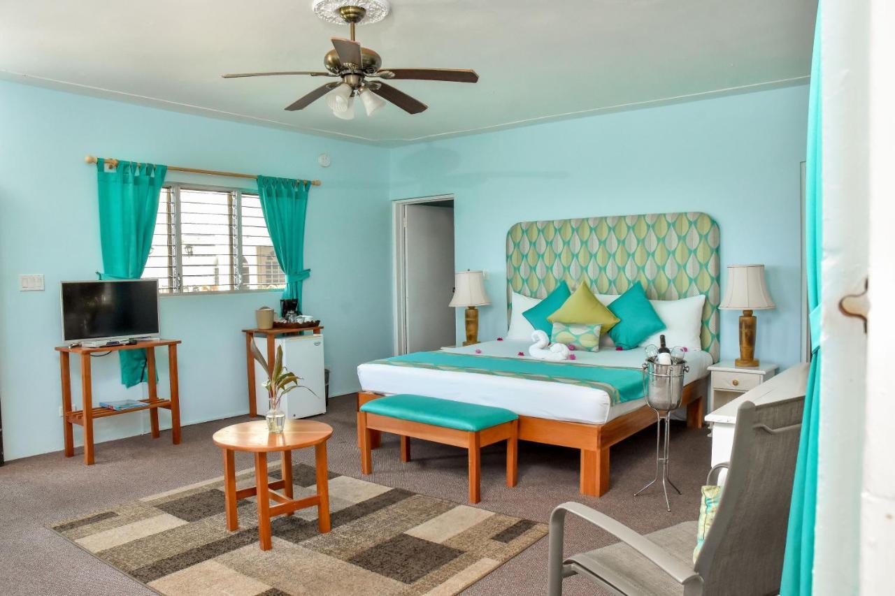 Bed & Breakfast Beyond Sunset & Treasure Beach