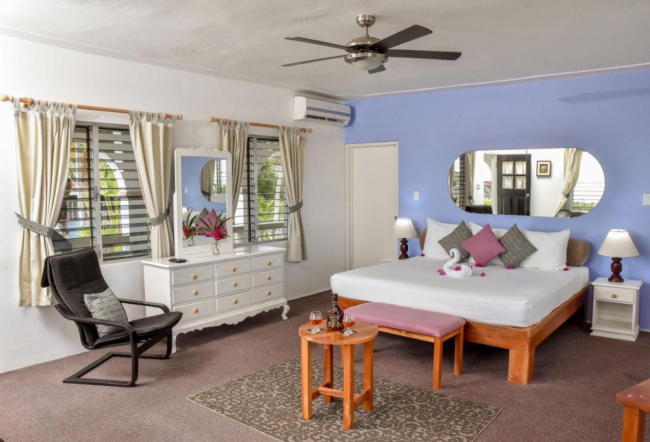 Beyond Sunset & Bed & Breakfast 4*