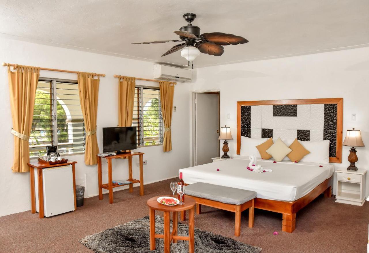 Beyond Sunset & Bed & Breakfast