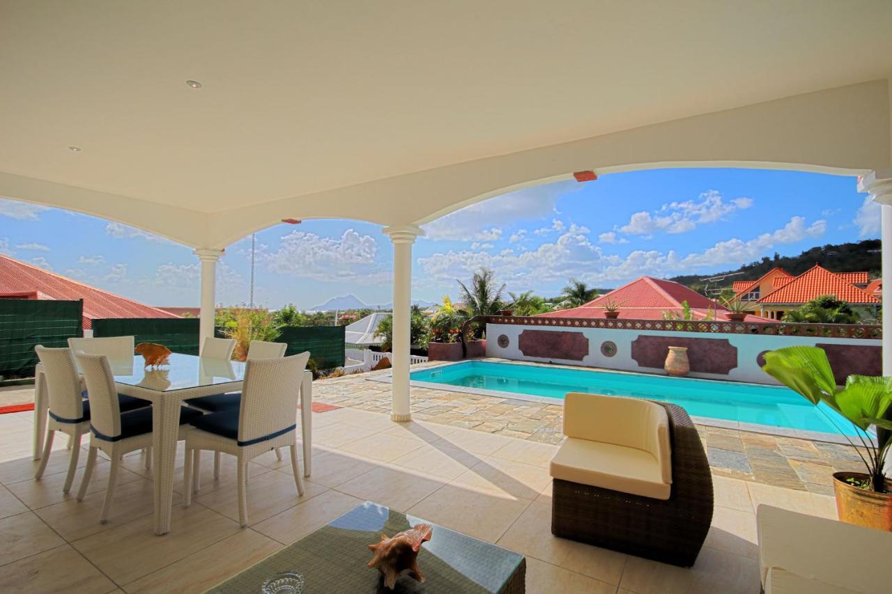 Modern Closed To The Villa *