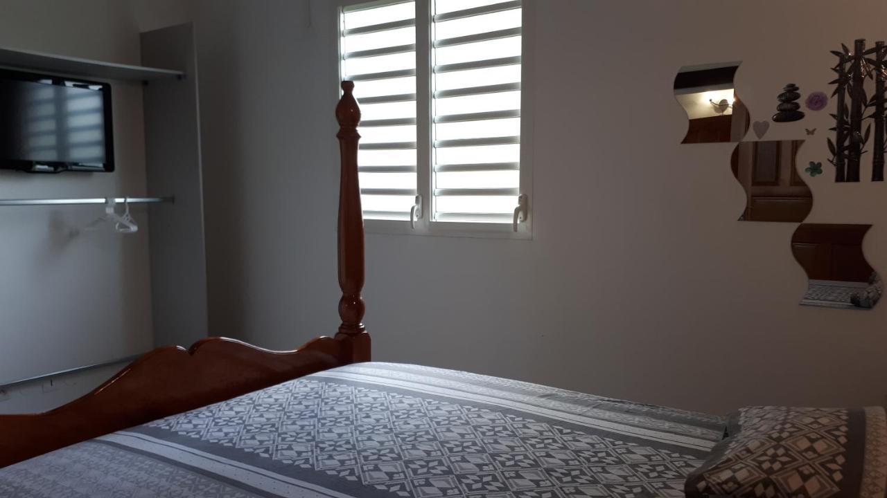 Oceanis Wouaou Villa Les Abymes