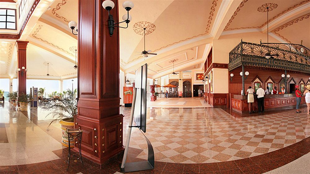 Riu Hotel 3*