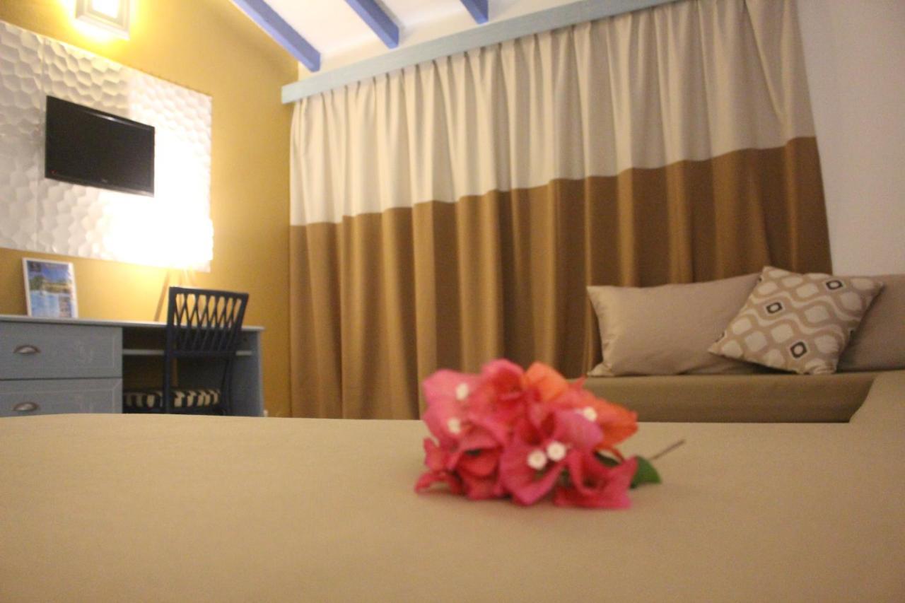 Aparthotel Tropicana Suites 4*