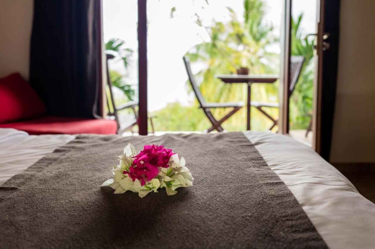 Hotel Le Rayon Vert - Hotel & Restaurant Vue Sur Mer Deshaies