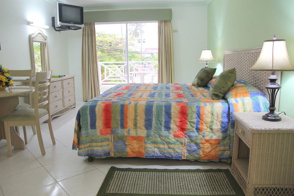 Dover Apartment *