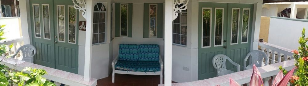 Tropical Breeze And Furnished Hotel