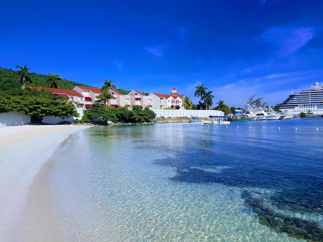 Treasure At Sandcastles * Ocho Rios