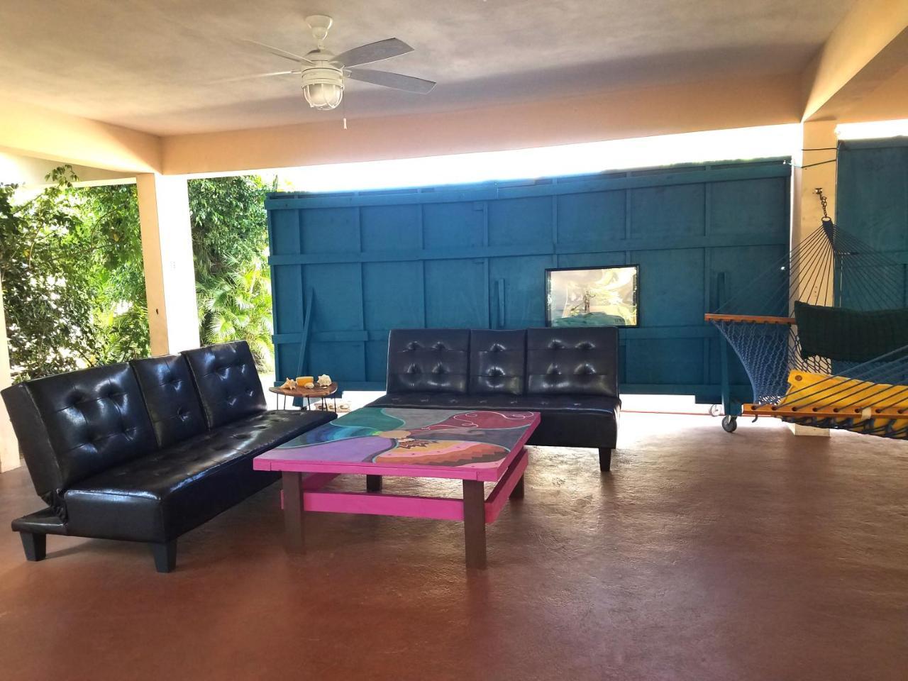 Wssm Surf House Bed & Breakfast