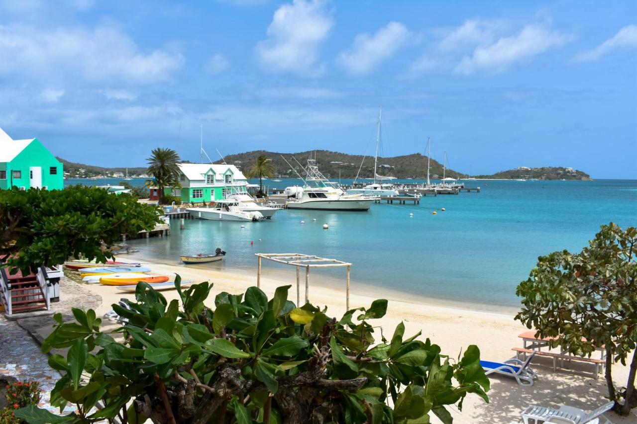 The Catamaran Hotel 3*
