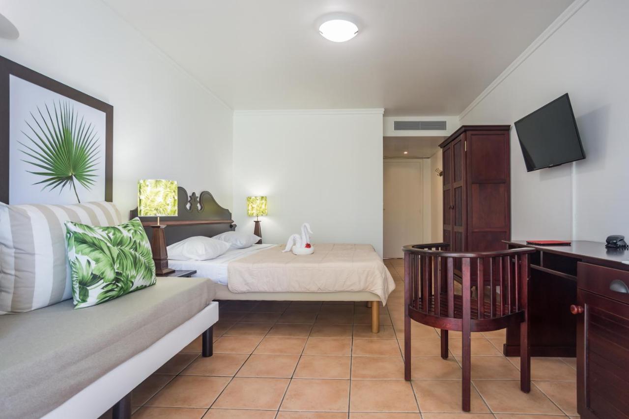 Village Pierre & Luce 3*