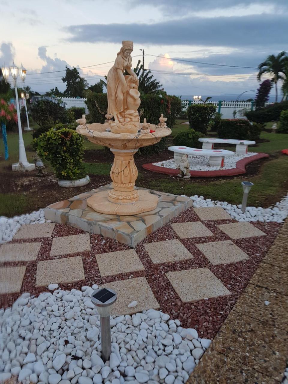 Ludivine * Sainte-Anne (Grande-Terre)