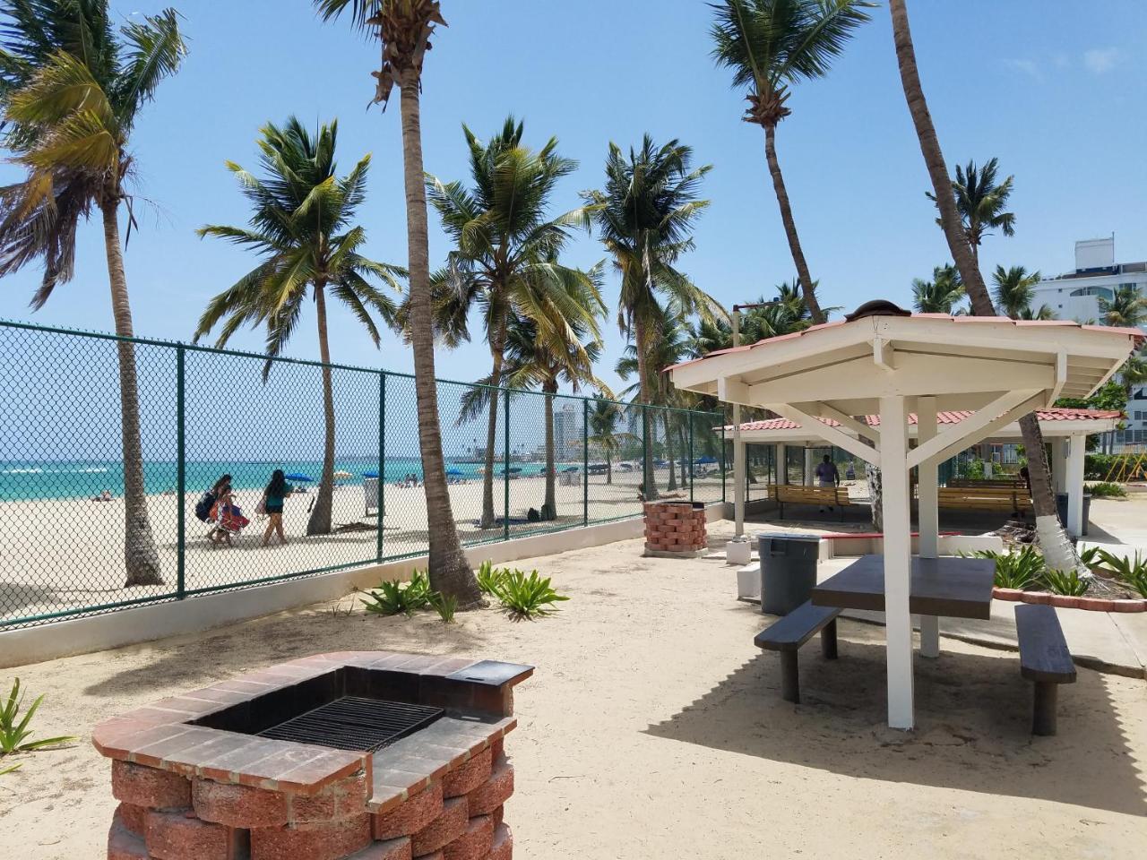 Marbella Del Caribe Isla Verde Beachfront * San Juan