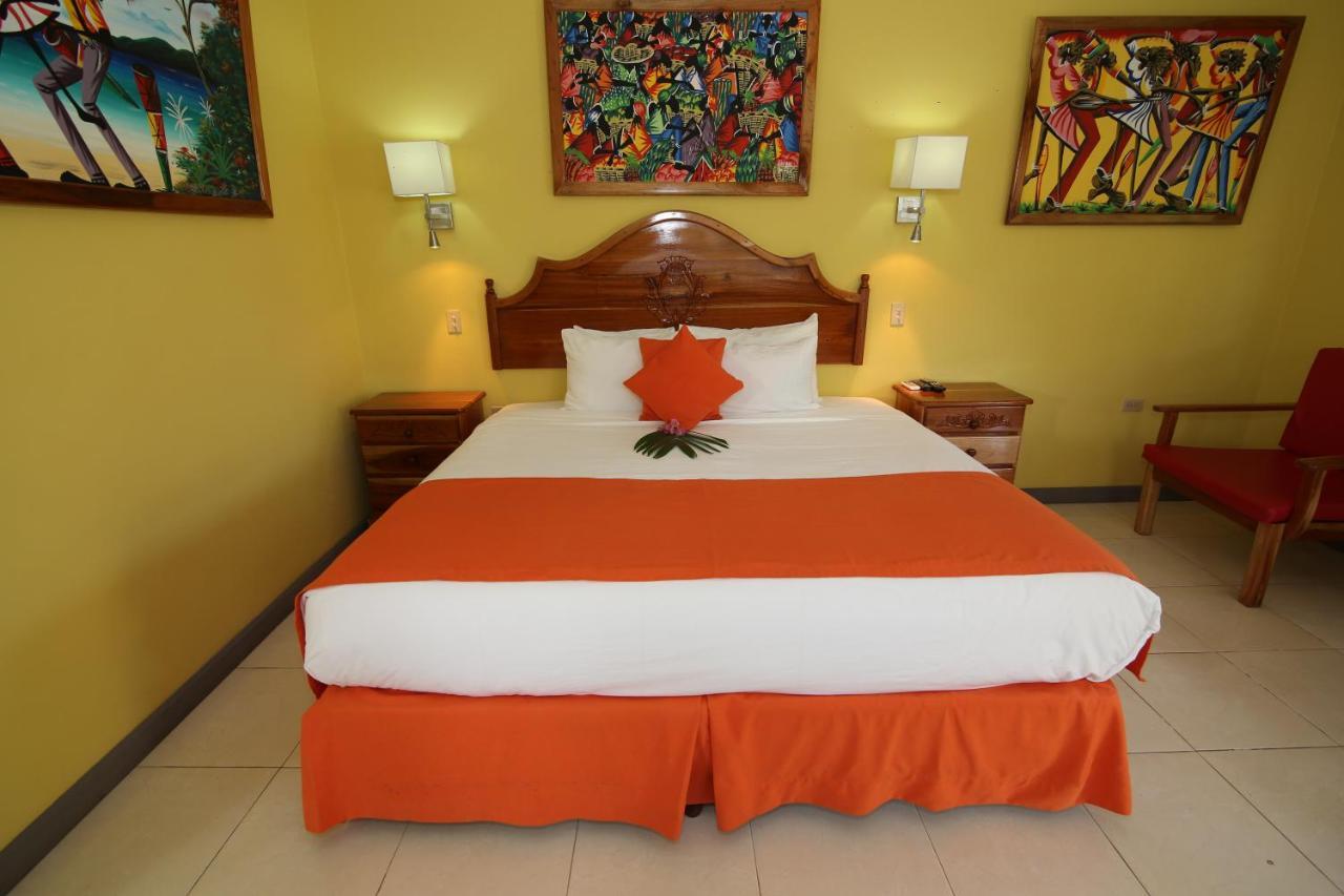 Seastar Negril
