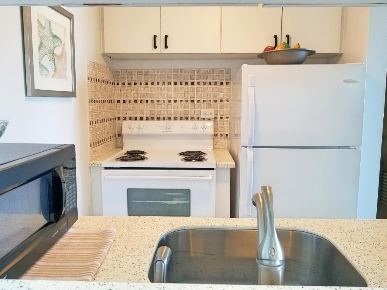 Marbella Del Caribe Isla Verde Beachfront * San Juan