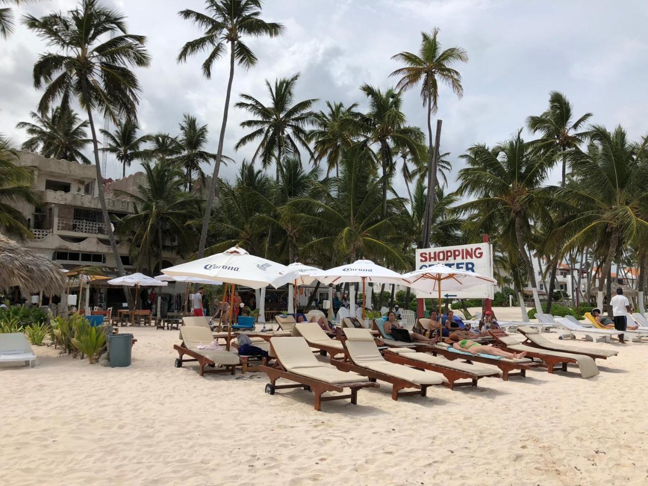 Coral Suites Beach Club & Spa