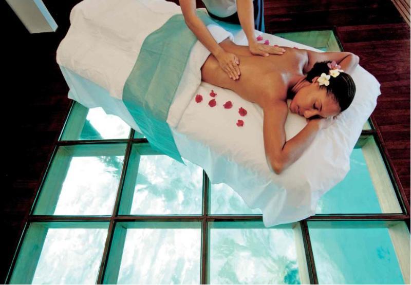 Hotel Tamarind & Yacht Club 4*