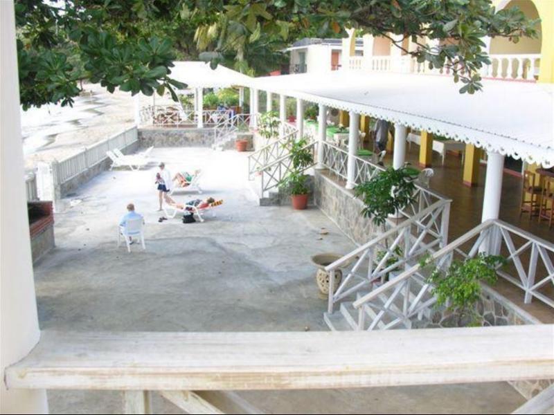 Paradise 2* Kingstown