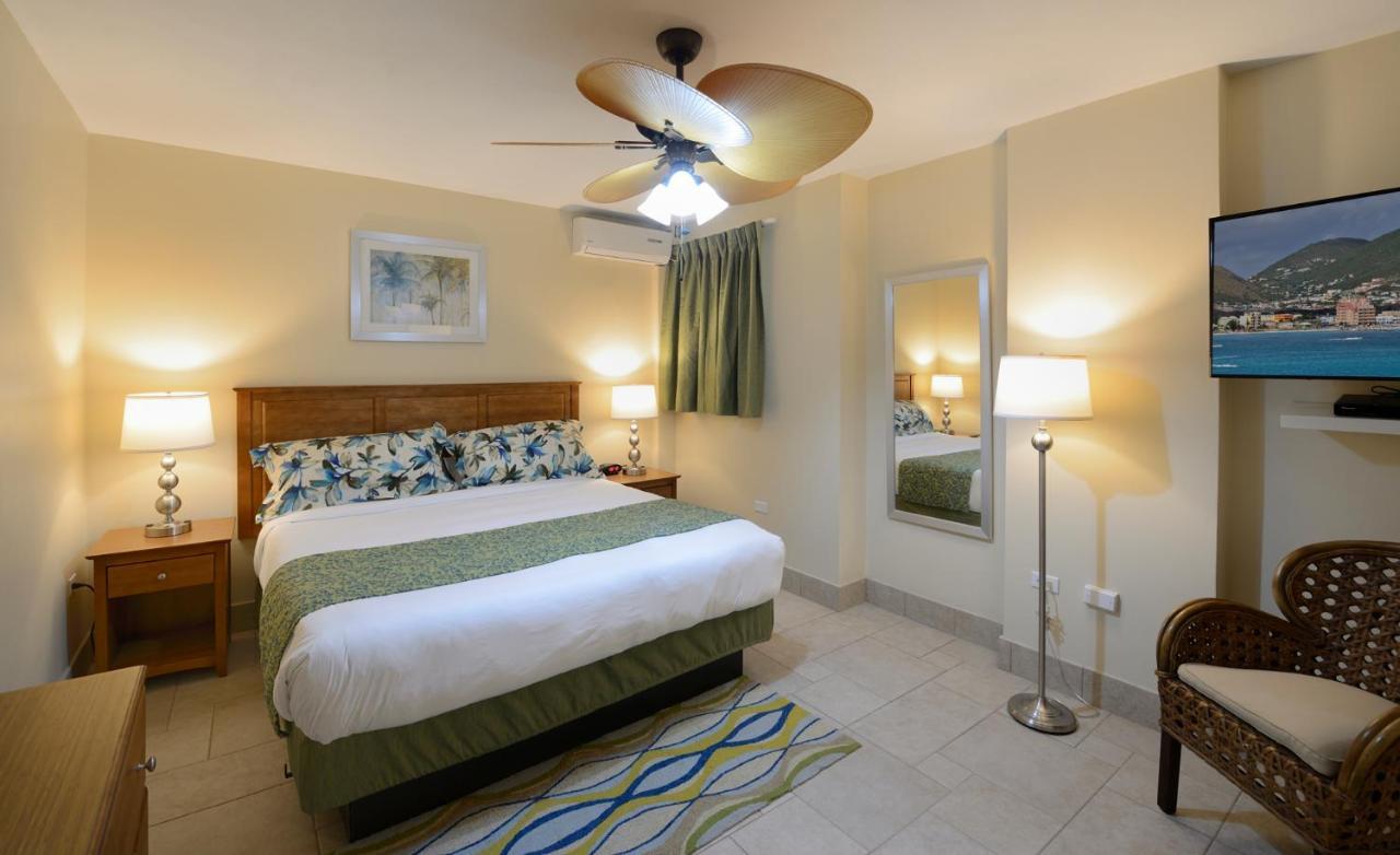 Hotel Sea Palace 3*