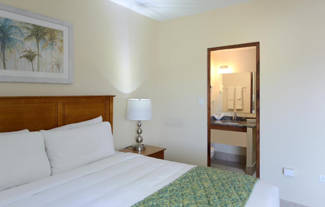 Sea Palace Hotel 3*
