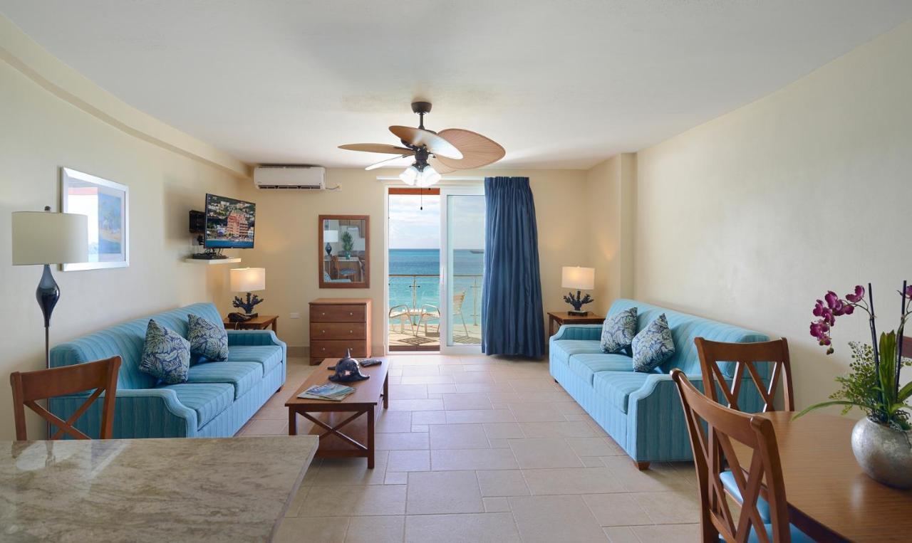 Hotel Sea Palace 3*