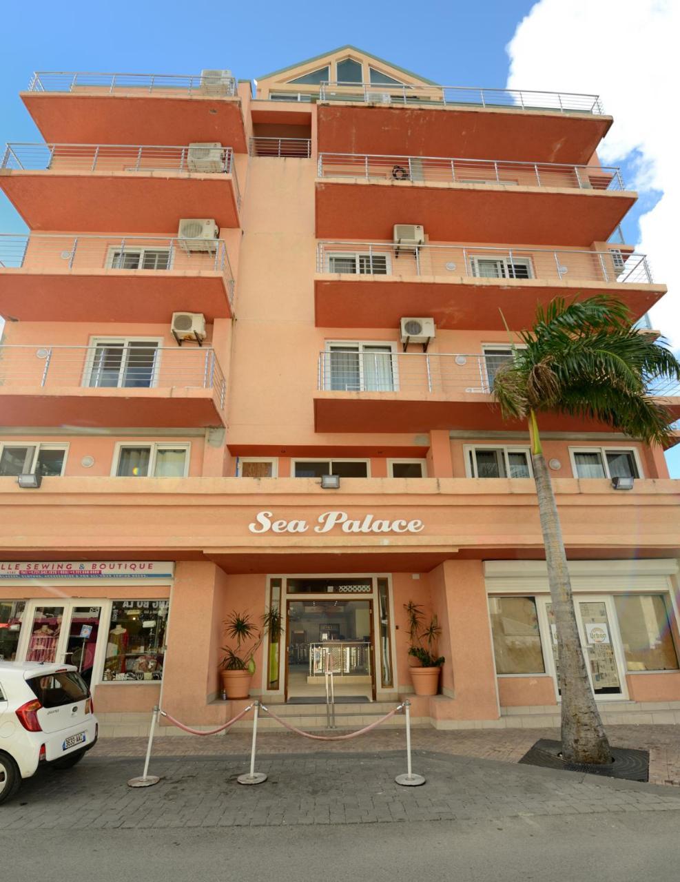 Sea Palace Hotel 3*