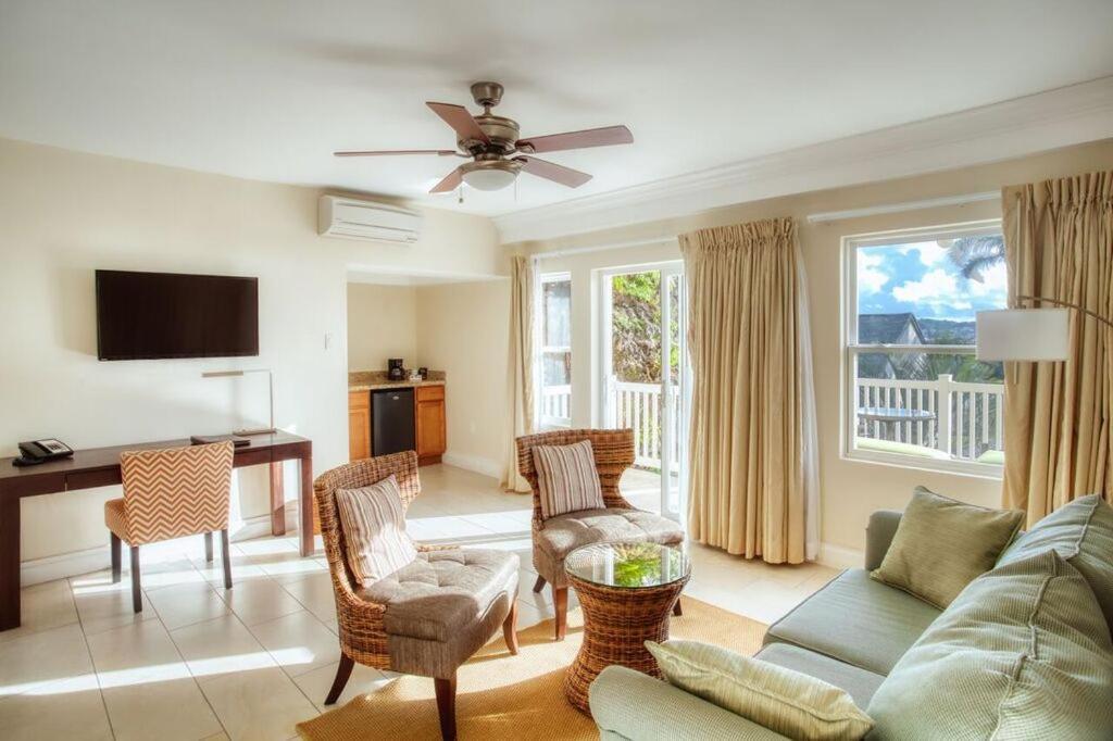 Ocean Terrace Hotel Basseterre