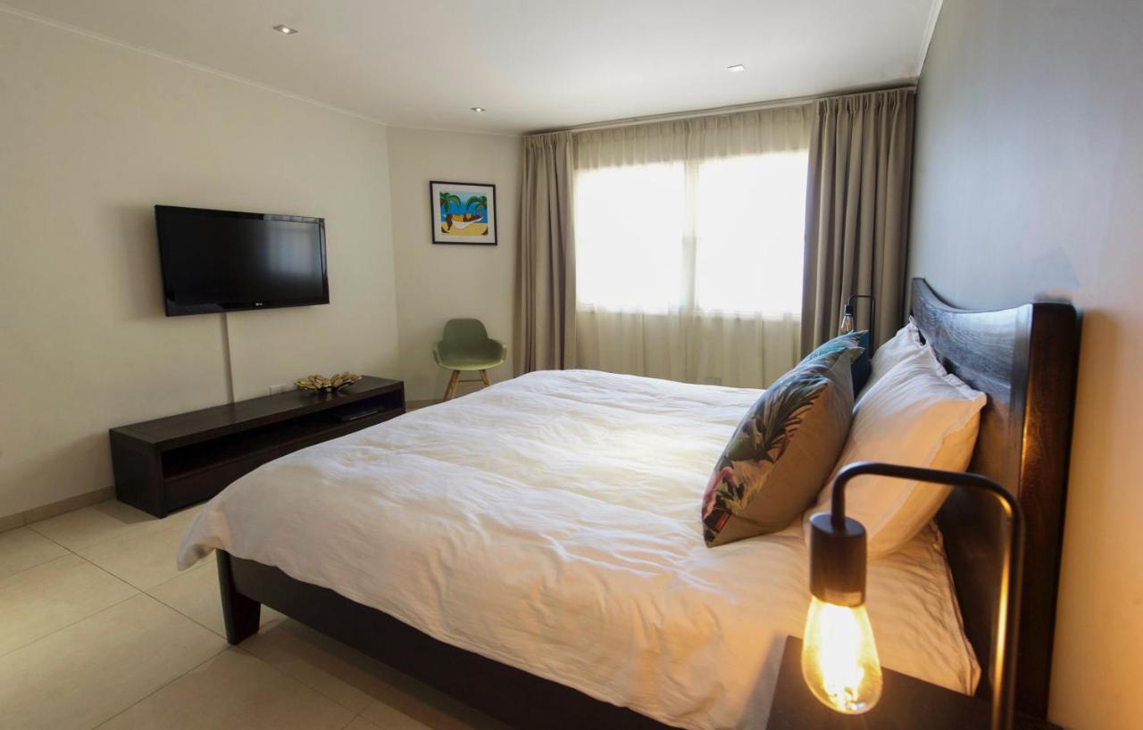 Apartment Holiday In Curacao @ The Strand Willemstad