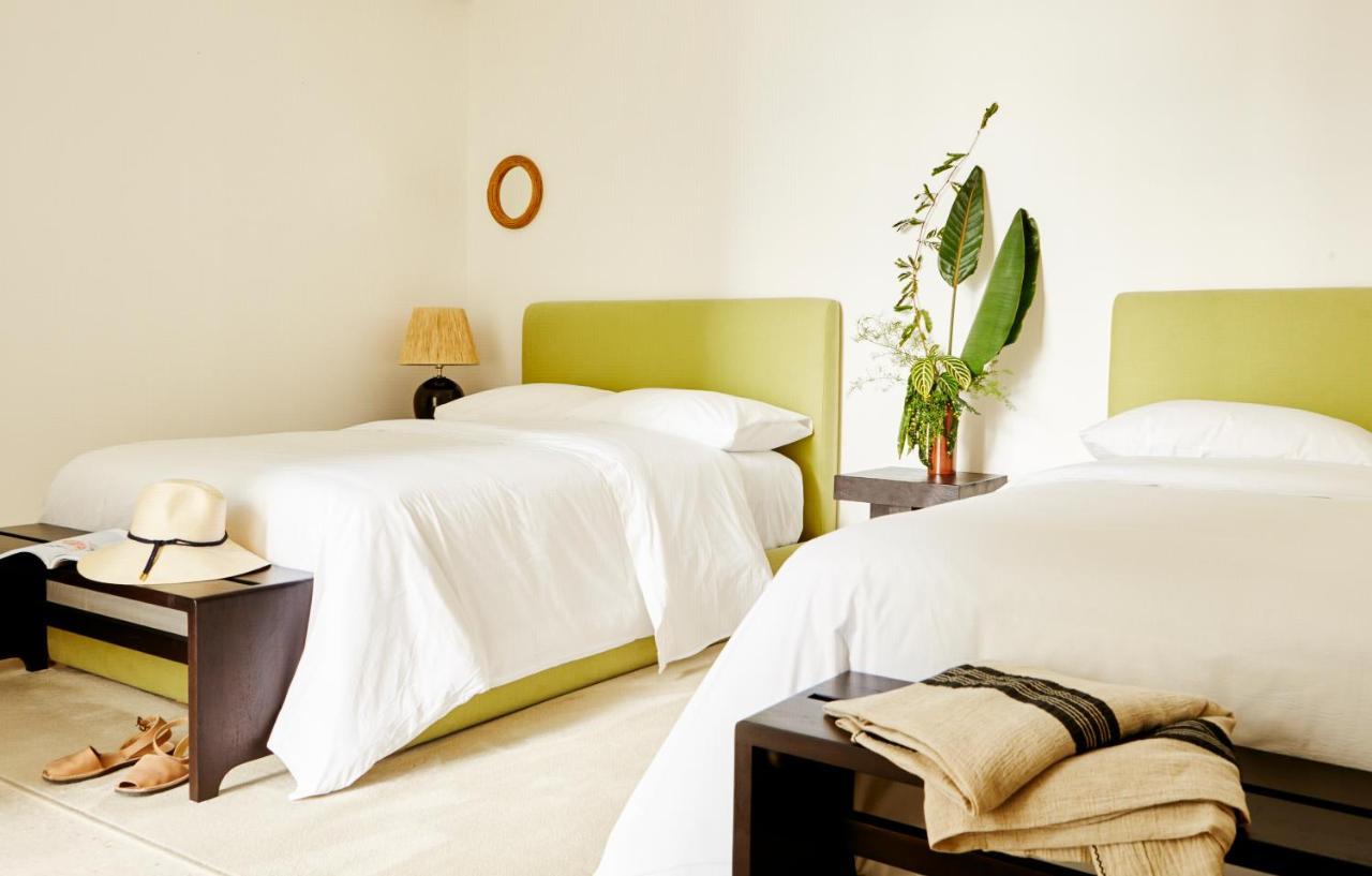Palm Heights 5*